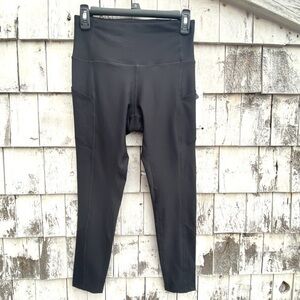 Layer 8 Extended Waistband 7/8 Leggings